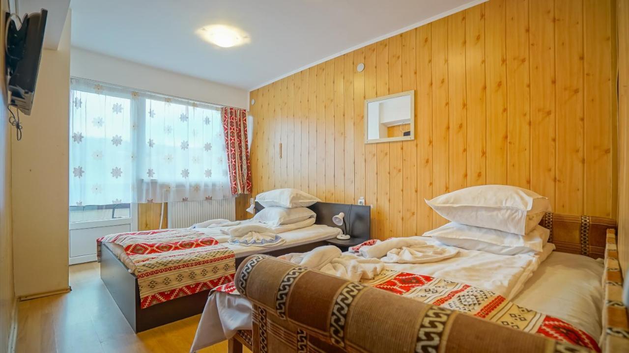 Vila Muntii Bucegi & Spa Bran  Luaran gambar